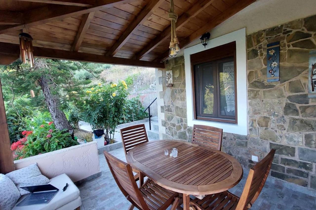 The Garden House, Sitia Apartment Luaran gambar