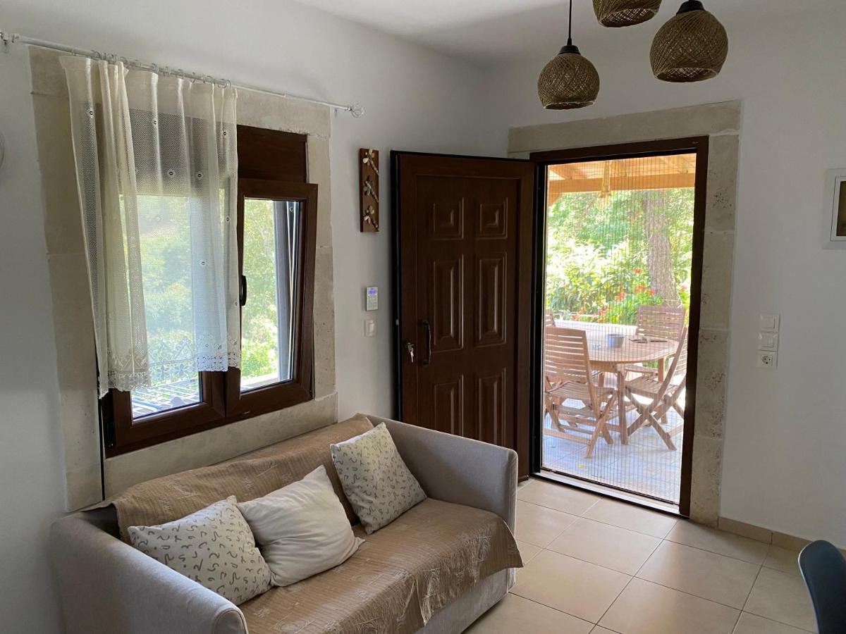 The Garden House, Sitia Apartment Luaran gambar